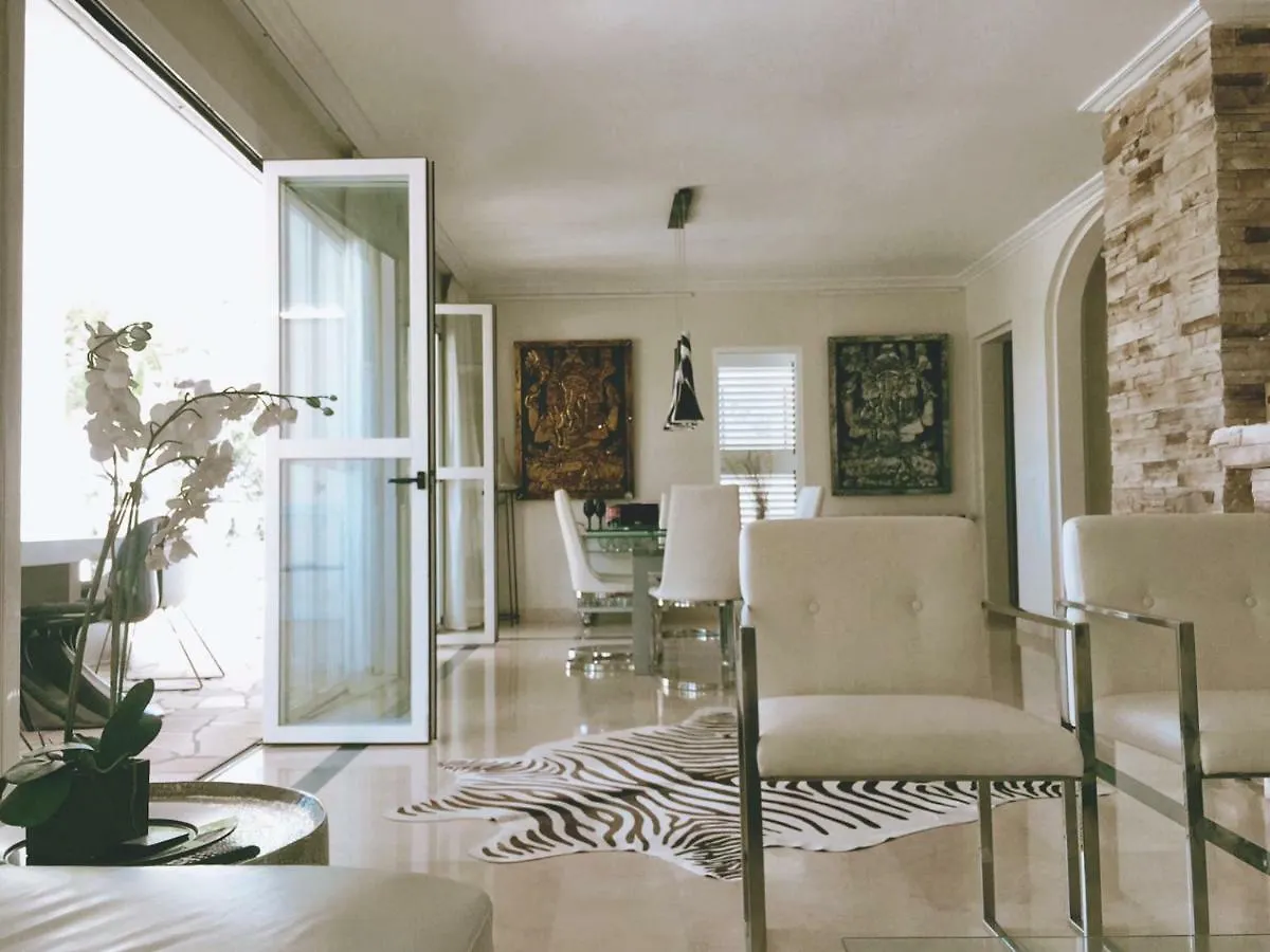 Dos Monos Villa San Antonio   San Antonio (Ibiza)